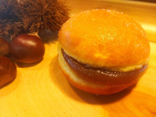 Bola com Creme de Castanha caixa 6UN